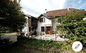 Chambre Dans Maison A La Campagne